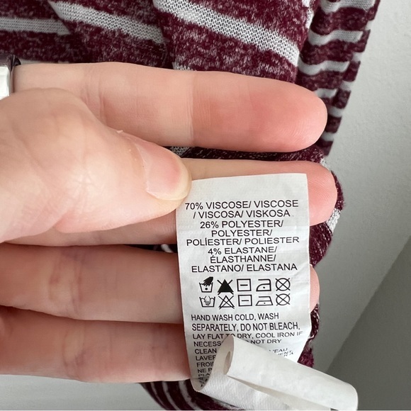 Lucky Brand Long Sleeve Tee‎ - Picture 3 of 3